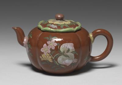 图片[2]-Yixing begonia-style teapot with symbols of longevity in painted enamels, Qing dynasty, Kangxi reign (1662-1722)-China Archive